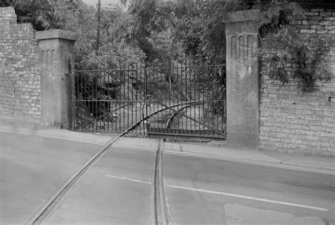 Keynsham station (7), 1976 | Railway entrance to the Fry's f… | Flickr