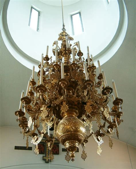 File:New Valamo monastery main church, chandelier.jpg - Wikimedia Commons
