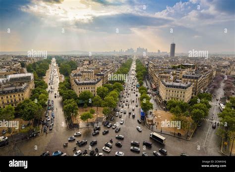 La city view hi-res stock photography and images - Alamy