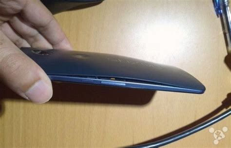 Watch Out - Several Nexus 6 Users Claim An Alarming Battery Bulge On Device