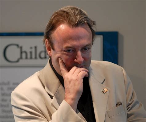 Christopher Hitchens Biography - Facts, Childhood, Family Life & Achievements