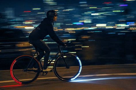 RevoLights Skyline - Bicycle Lighting System | The Green Head