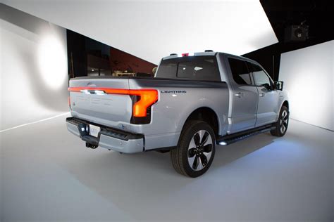 2022 Ford F 150 Lightning Electric Pickup Is A Huge Deal For Evs Cnet | Images and Photos finder