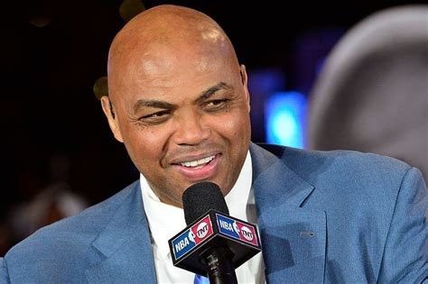 Charles Barkley Wants LeBron to Join TNT for Playoffs - InsideHook