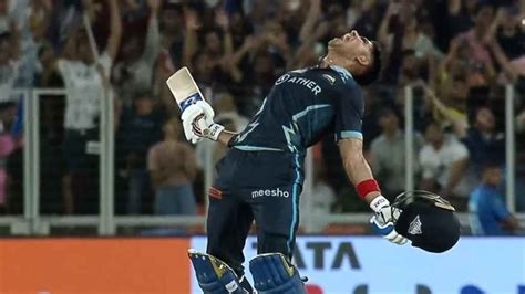 Shubman Gill hits third hundred of IPL 2023, becomes third batter to complete 800 runs in an IPL ...