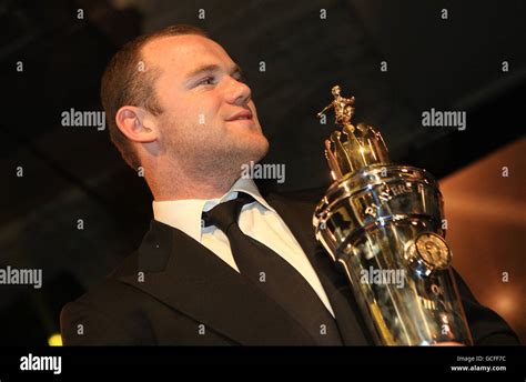 Manchester United's Wayne Rooney with his PFA Players Player of the ...