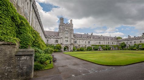 University College Cork - Université de Cork • Go-to-Ireland.com