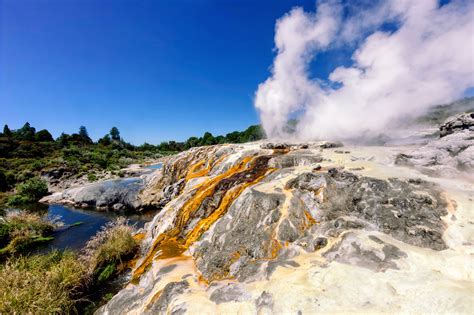 New Zealand – Never Ending Footsteps