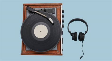 5 Best Record Player With Speakers And Bluetooth 2024 | Home Of Speakers