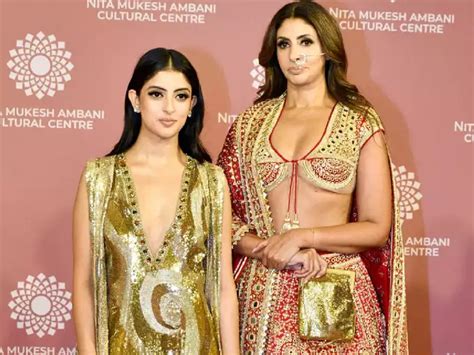 Big B daughter Shweta Bachchan’s glamor in Ambani’s event attracted ...