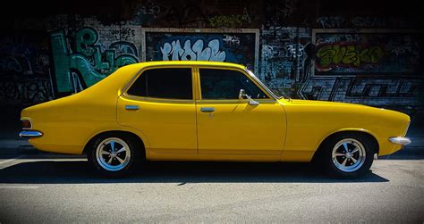 1972 Holden Torana LJ - Melbourne Old School Cruisers