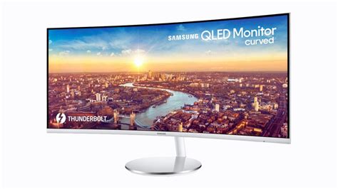 What are the Benefits of a Curved Monitor? (4 Best Benefits)