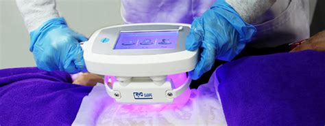 Cryolipolysis - Fat Freezing Non-invasive Treatment | PrettyLasers