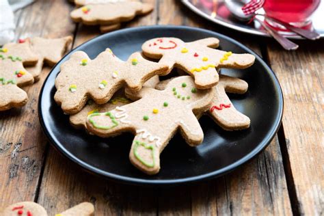 Gingerbread Cookies Without Molasses - Foods Guy