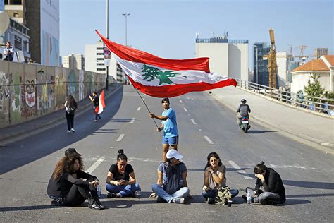 In Lebanon, can young protesters sway entrenched political elite? - CSMonitor.com