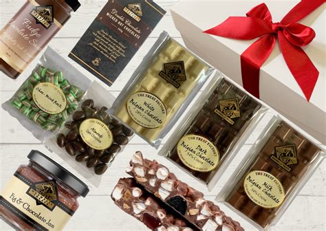 Chocolate Lovers Gourmet Hamper - The Treat Factory