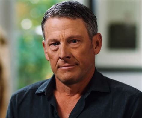 Lance Armstrong Biography - Childhood, Life Achievements & Timeline