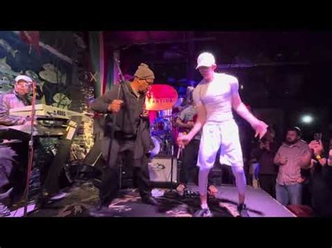 Yellowman “Nobody move, nobody get hurt” - Flamingo Cantina, Austin, TX - 4-13-2024 - YouTube