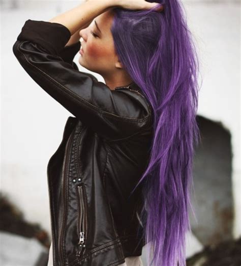 Should You Join the Eggplant Hair Trend? | Aelida | Hair styles, Long hair styles, Lavender hair