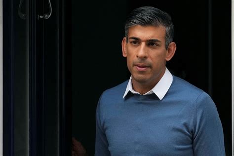 Rishi Sunak, Britain's Next PM, Inherits Economic Turmoil | IBTimes