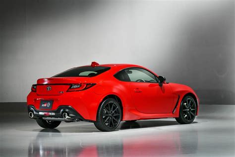 New 2022 Toyota GR 86 Packs a 2.4-liter Punch