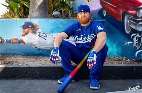 Dodgers Unveil City Connect Series Uniforms – NBC Los Angeles