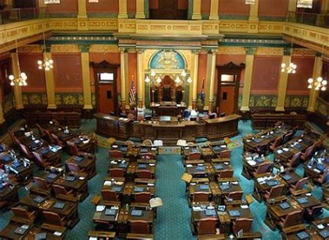 State lawmakers (new and old) return to the Capitol | Michigan Radio