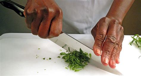 How to Use a Chef's Knife | UNL Food