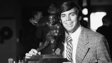 Heisman trophy winner and Auburn legend Pat Sullivan dies at age 69