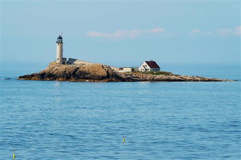 White Island Lighthouse, Isles of Shoals, New Hampshire Photograph by Dawna Moore Photography ...