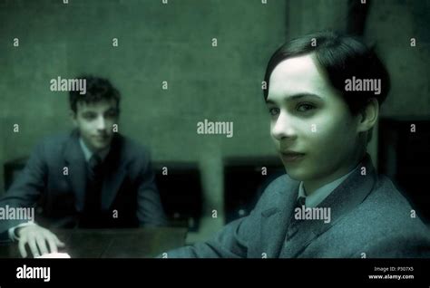 Frank dillane harry potter hi-res stock photography and images - Alamy