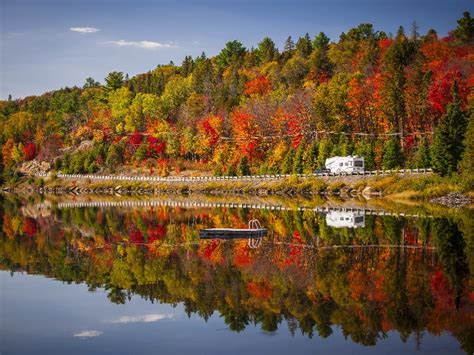 8 Best Places in Canada for Fall Color – Trips To Discover