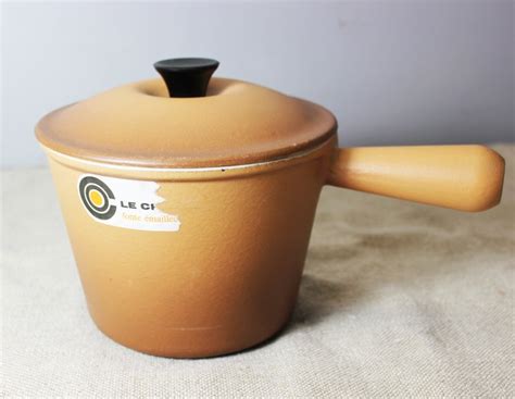 Le Creuset - Fondue pot (1) - enameled cast iron - Catawiki