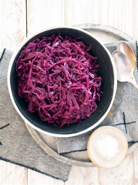 My Mum's Braised Red Cabbage with Bacon - Belly Rumbles