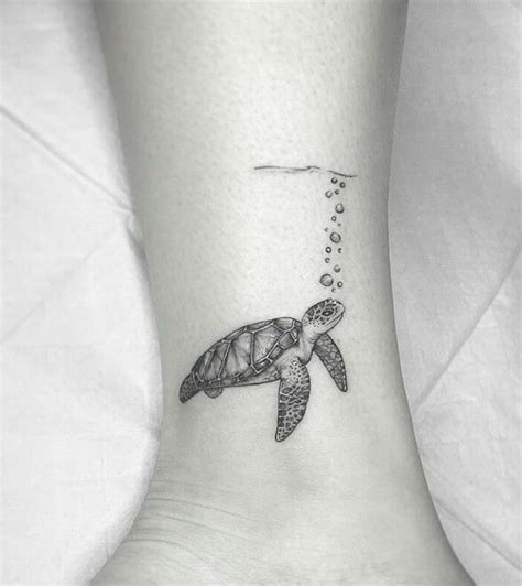 21+Small & Simple Turtle Tattoo Designs | PetPress