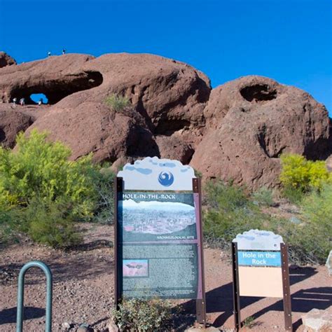 hole-in-the-rock-papago-park-phoenix-with-young-kids