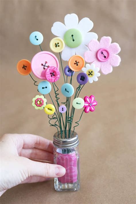 How to Make a Button Bouquet-in a Salt & Pepper Shaker! - Aubree Originals