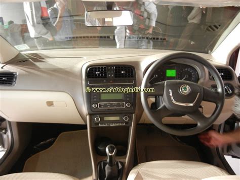 SKODA RAPID - skoda-rapid_interior_4.jpg