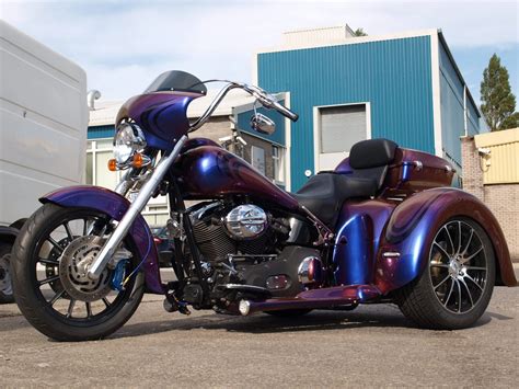 Motorcycle Trike Custom Paint Jobs | this is an absolutely gorgeous bike beautiful paint job and ...