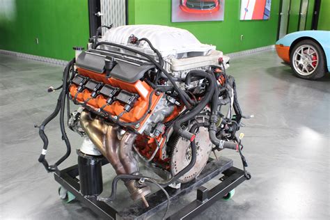 Dodge Hellcat V8 Engine for Sale in Illinois, Care to Guess How Much It Costs? - autoevolution