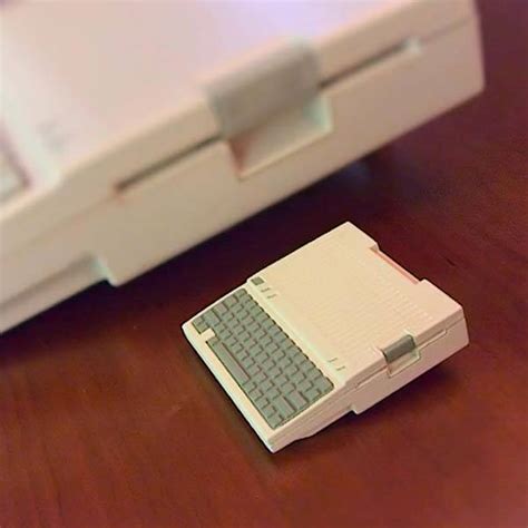 3D Printed Apple IIc Raspberry Pi Case | Gadgetsin