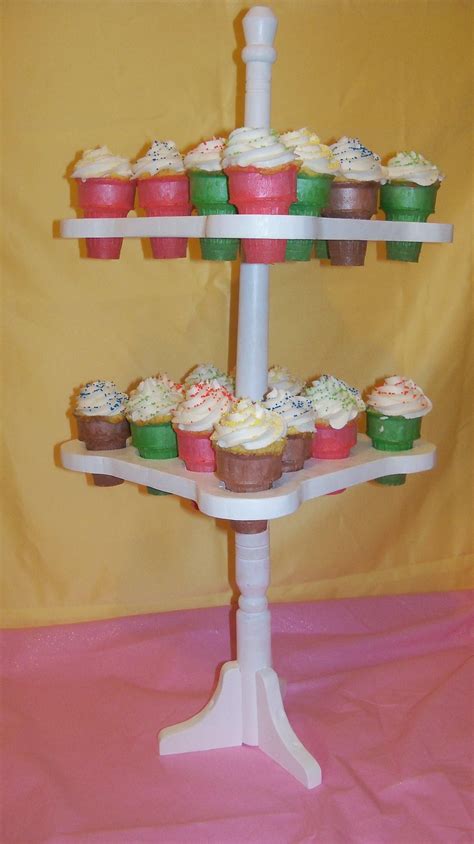 Ice Cream Cone Cupcake Stand | Cupcake ice cream cones, Diy cupcake stand, Ice cream cone cupcakes