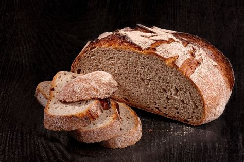 Brot / Bread Shop - Website of wholeg!