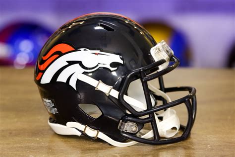 Denver Broncos Riddell Speed Mini Helmet – Green Gridiron, Inc.