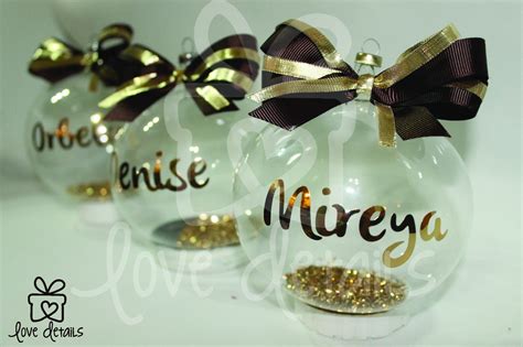 Esferas navideñas personalizadas - MOMadvisor