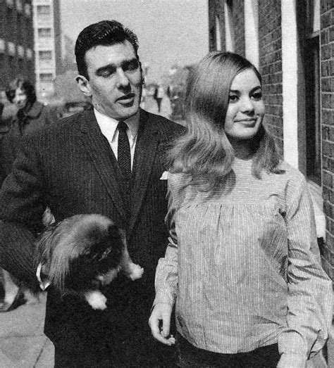 Reggie Kray and Frances Shea, 1st April 1965, wasn't Frances beautiful? Real Gangster, Mafia ...