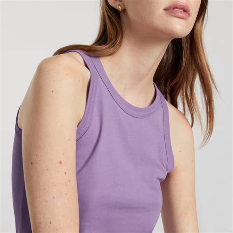 Get Spring Ready With Everlane’s Colourful Clothing