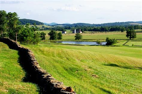 Ovoka Farm overlooking Crooked Run Valley near Paris, Fauquier County ...