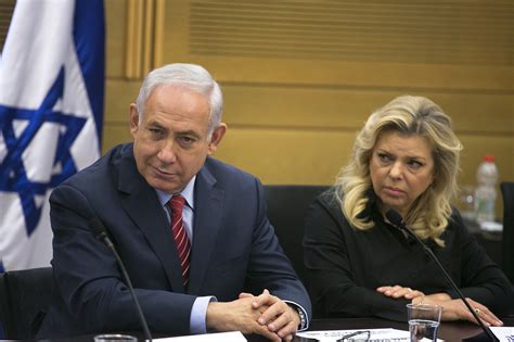 Benjamin Netanyahu Wife Young - Dismay in Israel as Benjamin Netanyahu's son Yair is dating non ...