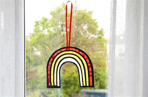 How to make a rainbow sun catcher | GoodtoKnow